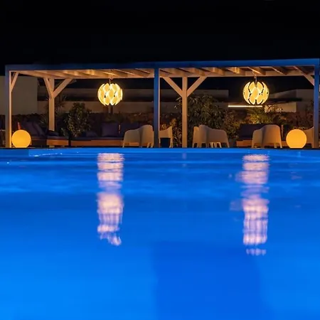 Villa Rampuan House An Extraordinary 7-bedroom In Fuerteventura Lajares