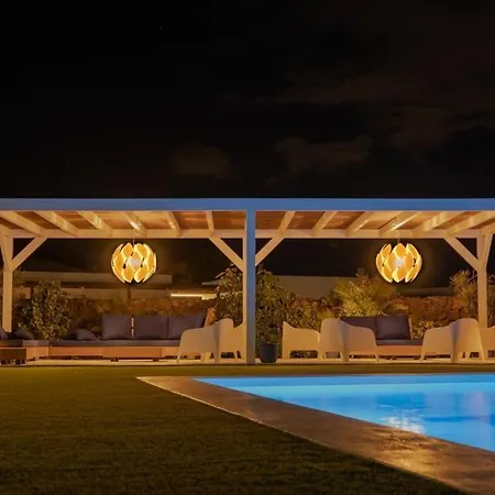 Rampuan House An Extraordinary 7-bedroom In Fuerteventura