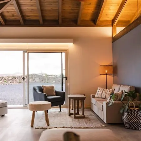 Villa Rampuan House An Extraordinary 7-bedroom In Fuerteventura *